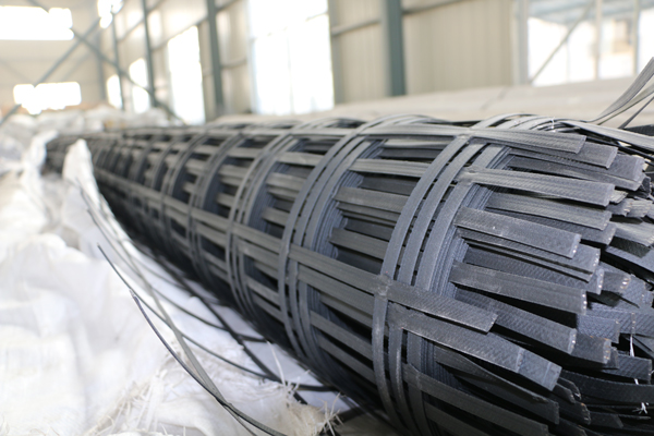 桐梓钢塑土工格栅：从‘隐形骨架’到‘绿色先锋’2025年基建新材料赛道的突围与革新